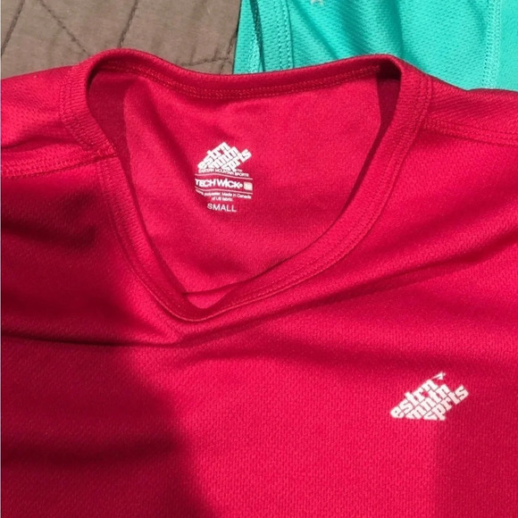 Dri-Fit Style Eastern Mnt. Workout Tees - Size Small - Picture 3 of 3